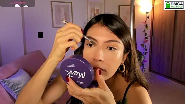 Snapshot of Lilabril chatting on 25, 11, 2025 Lilabril online show from 25, 11, 2025