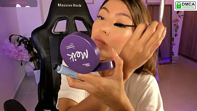 Lilabril online show from 19, 12, 2025