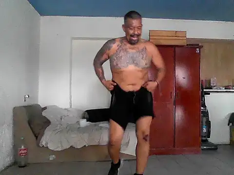 ElMasChingonMX online show from 10, 10, 2025