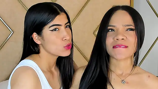 siara and zoe online show from 4, 8, 2026