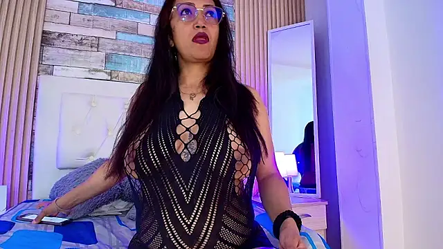 dayana mendoza69 online show from 5, 3, 2026