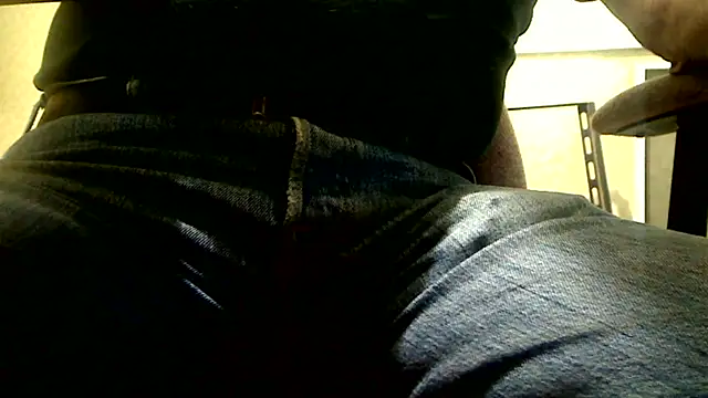 markluvskitty online show from 3, 10, 2025