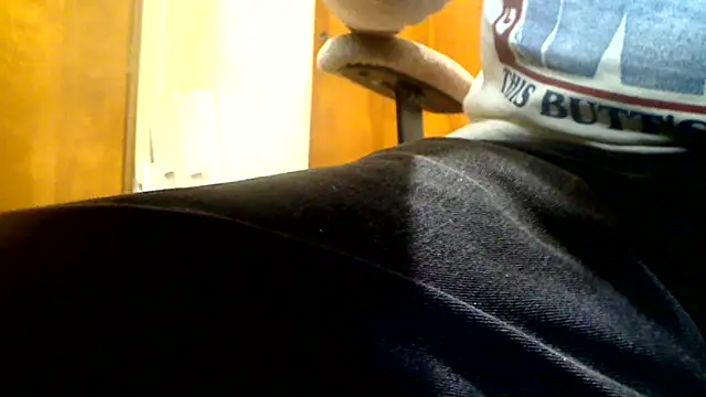 markluvskitty online show from 10, 10, 2025