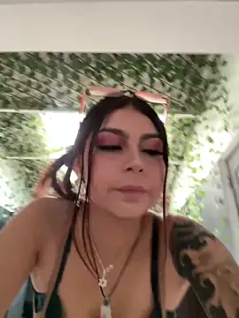 CHERRYY BOMB  online show from 7, 3, 2026