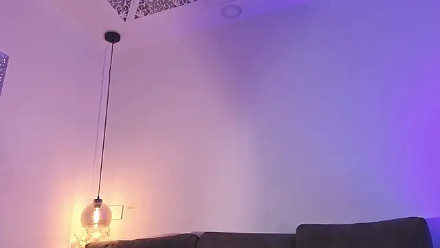 Isabella francoo online show from 5, 3, 2026