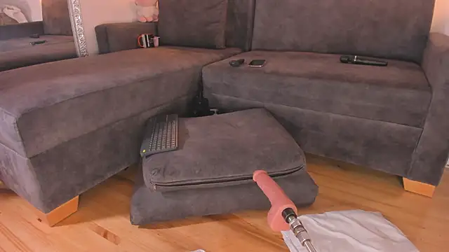 Snapshot of Isabella_francoo chatting on 17, 11, 2025 Isabella francoo online show from 17, 11, 2025