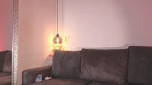 Isabella francoo online show from 13, 4, 2026