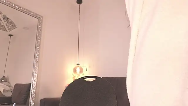 Isabella francoo online show from 19, 12, 2025