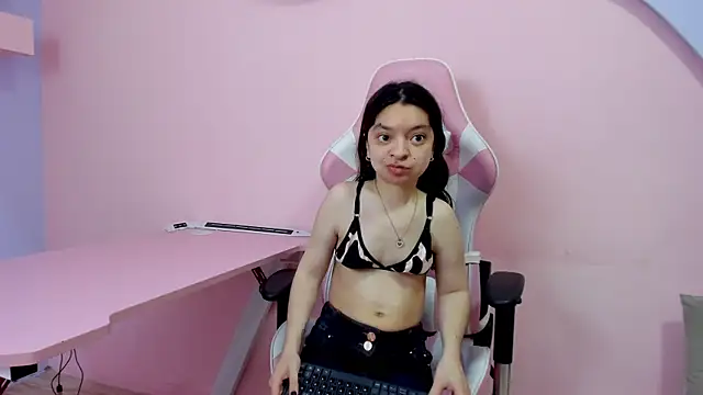 CharlotteMuller online show from 3, 12, 2025