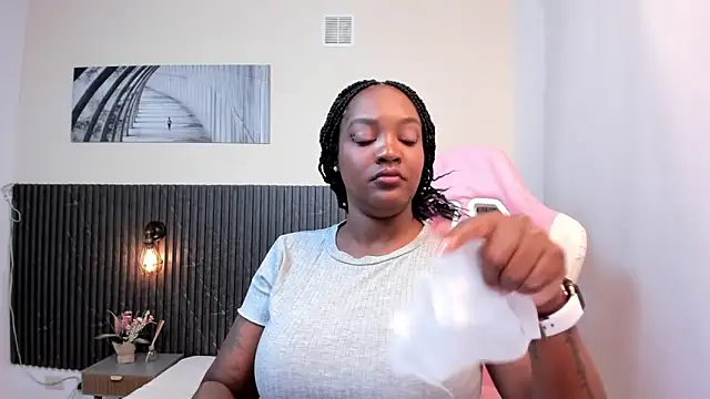 Snapshot of chanel_brunette chatting on 22, 2, 2026 chanel brunette online show from 22, 2, 2026