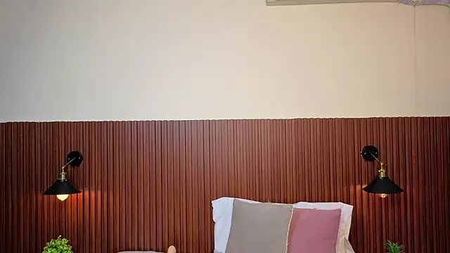 Snapshot of chanel_brunette chatting on 9, 2, 2026 chanel brunette online show from 9, 2, 2026