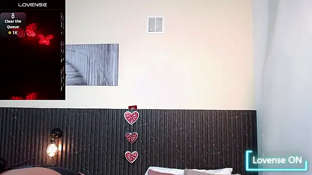 chanel brunette online show from 11, 9, 2025