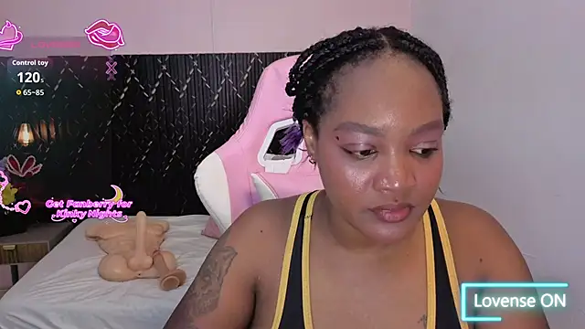 chanel brunette online show from 19, 3, 2026