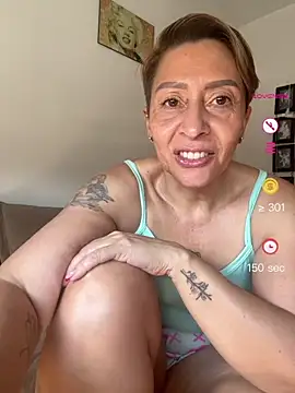 Snapshot of elmarsexydoll chatting on 24, 6, 2026 elmarsexydoll online show from 24, 6, 2026