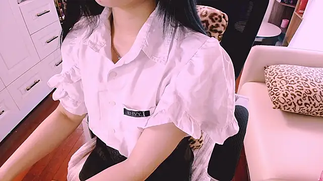 Lee Mi online show from 17, 3, 2026