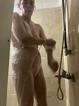 Snapshot of WreckedCrop chatting on 21, 1, 2025 WreckedCrop online show from 21, 1, 2025