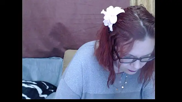Snapshot of PlayfullMature chatting on 4, 5, 2026 PlayfullMature online show from 4, 5, 2026