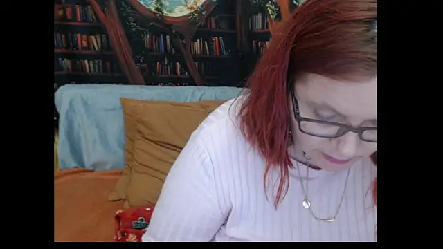 PlayfullMature online show from 17, 6, 2026