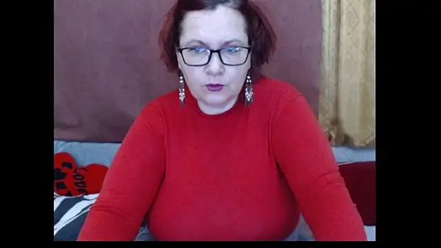 Snapshot of PlayfullMature chatting on 22, 4, 2026 PlayfullMature online show from 22, 4, 2026