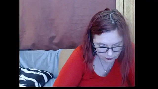 Snapshot of PlayfullMature chatting on 20, 5, 2026 PlayfullMature online show from 20, 5, 2026