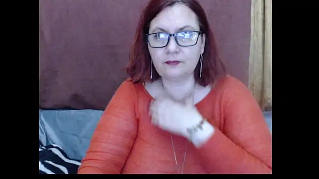 Snapshot of PlayfullMature chatting on 10, 5, 2026 PlayfullMature online show from 10, 5, 2026
