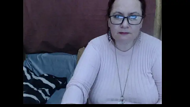 Snapshot of PlayfullMature chatting on 7, 5, 2026 PlayfullMature online show from 7, 5, 2026