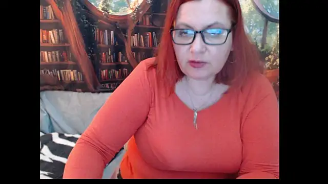 Snapshot of PlayfullMature chatting on 25, 5, 2026 PlayfullMature online show from 25, 5, 2026