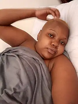 queennapal online show from 15, 2, 2026