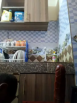 queennapal online show from 11, 2, 2026