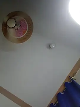 queennapal online show from 13, 3, 2026