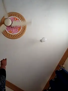 queennapal online show from 14, 3, 2026