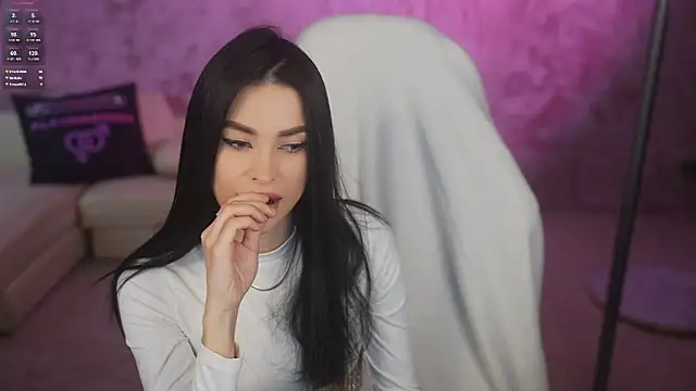 Tina Breeze online show from 26, 4, 2026
