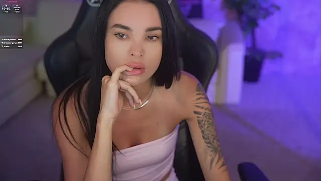 Tina Breeze online show from 6, 6, 2026