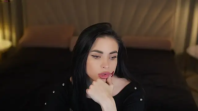 Tina Breeze online show from 5, 12, 2025