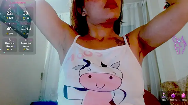 Eva Hoot online show from 7, 11, 2025