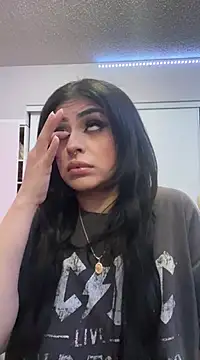 ThickerThanYoBitch online show from 5, 1, 2025