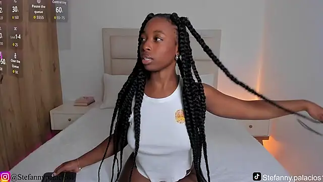 Kimberlylenox  online show from 1, 10, 2025