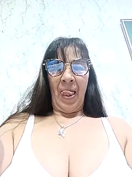 Snapshot of biancchi chatting on 6, 6, 2026 biancchi online show from 6, 6, 2026