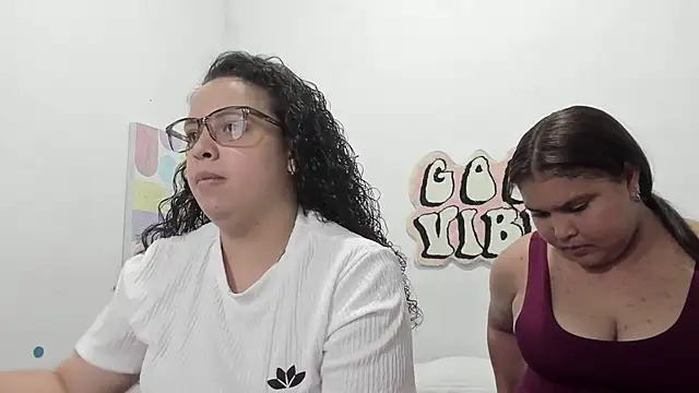 Danielaandximena online show from 6, 2, 2026