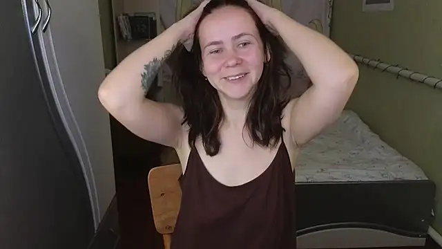 Riley Roo online show from 28, 9, 2025