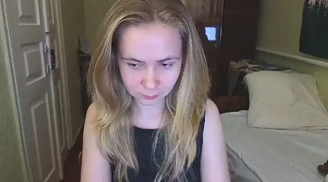 Riley Roo online show from 23, 2, 2025