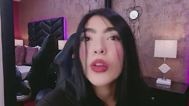 Snapshot of VictoriaHiills chatting on 5, 2, 2026 VictoriaHiills online show from 5, 2, 2026