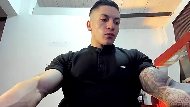 Snapshot of aquiles_51 chatting on 7, 11, 2025 aquiles 51 online show from 7, 11, 2025