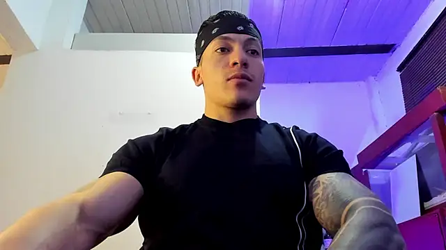 Snapshot of aquiles_51 chatting on 27, 9, 2025 aquiles 51 online show from 27, 9, 2025