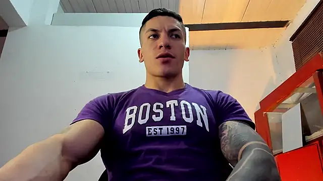 Snapshot of aquiles_51 chatting on 14, 10, 2025 aquiles 51 online show from 14, 10, 2025