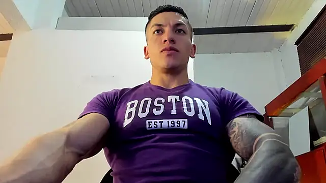 Snapshot of aquiles_51 chatting on 1, 11, 2025 aquiles 51 online show from 1, 11, 2025