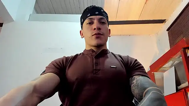 Snapshot of aquiles_51 chatting on 25, 10, 2025 aquiles 51 online show from 25, 10, 2025