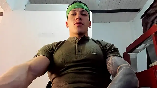 Snapshot of aquiles_51 chatting on 26, 9, 2025 aquiles 51 online show from 26, 9, 2025