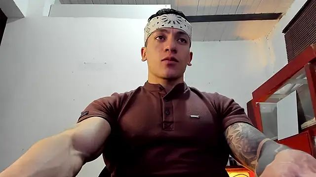 Snapshot of aquiles_51 chatting on 13, 11, 2025 aquiles 51 online show from 13, 11, 2025