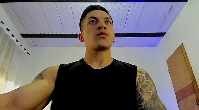 Snapshot of aquiles_51 chatting on 8, 3, 2025 aquiles 51 online show from 8, 3, 2025